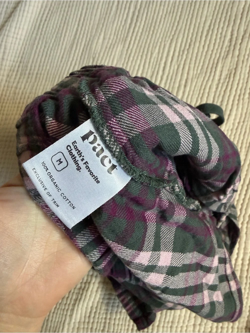 Pact Organic Cotton Plaid Drawstring Lounge Shorts. Size Medium.